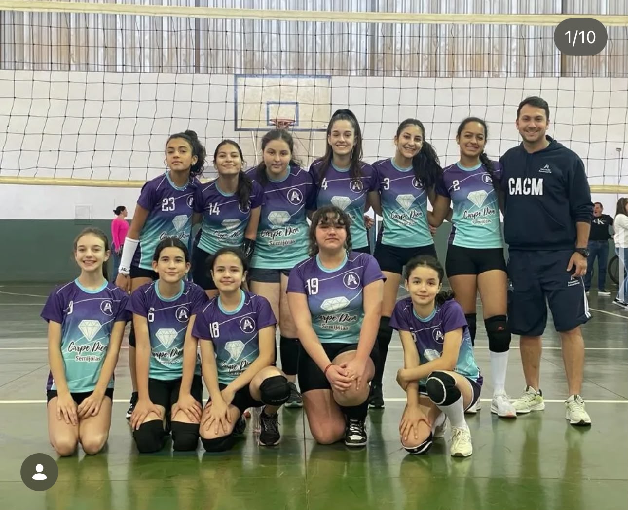 Equipe de vôlei do CACM Sports em quadra